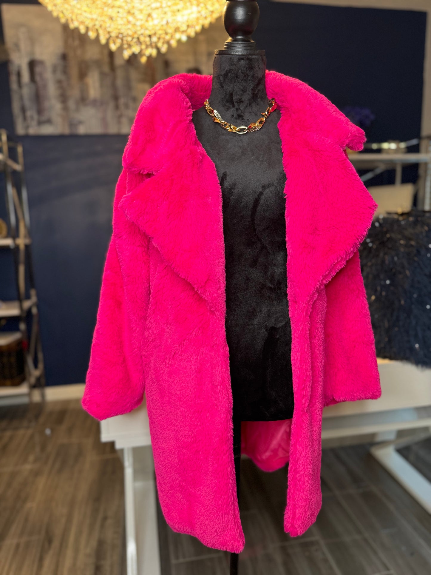 1.19.24 Moda Me Couture Pink Faux Fur 3/4 Sleeve Coat (Size Medium)