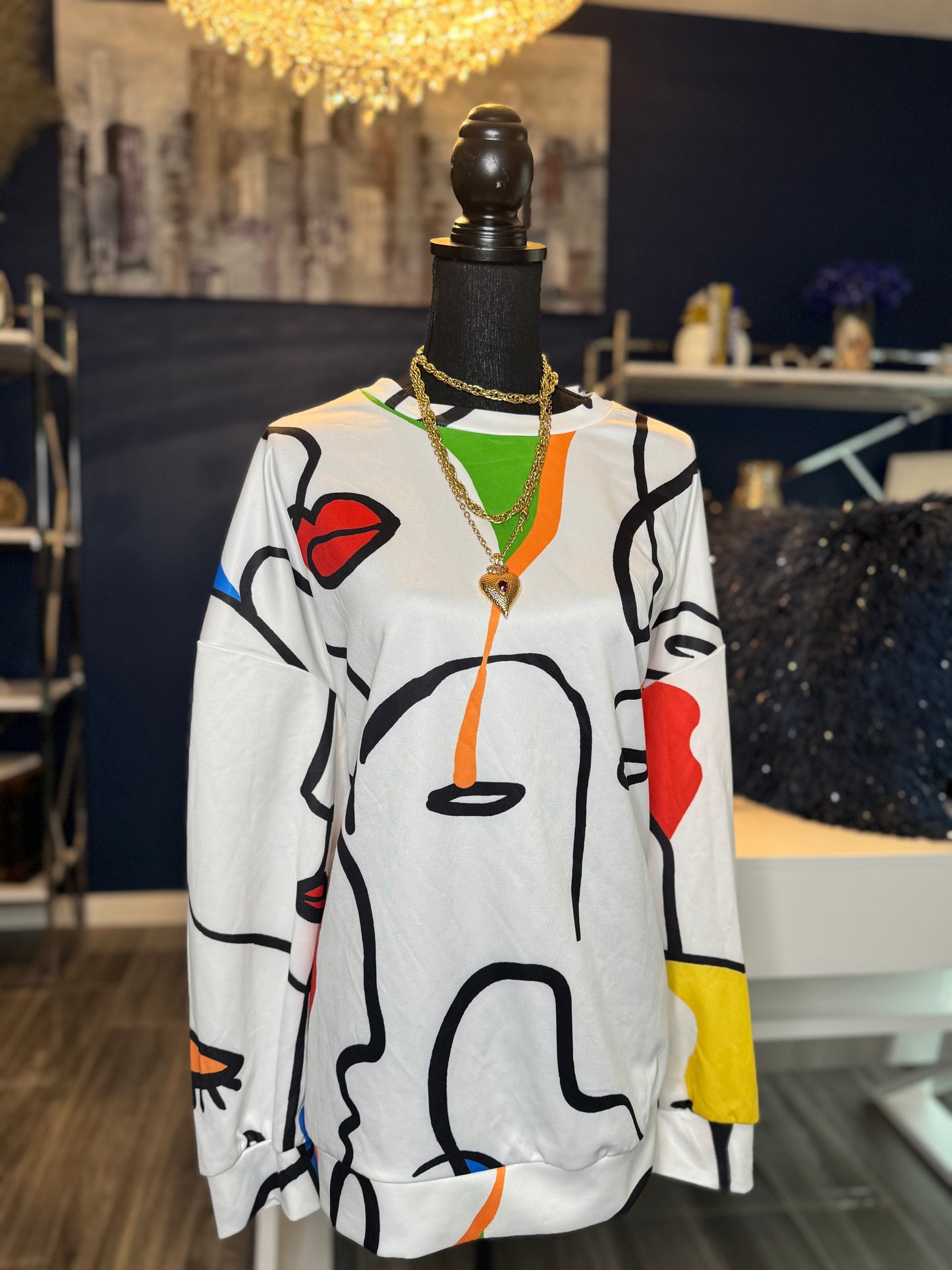9.7.25 SCurve Abstract Sweatshirt (Fits 3x)